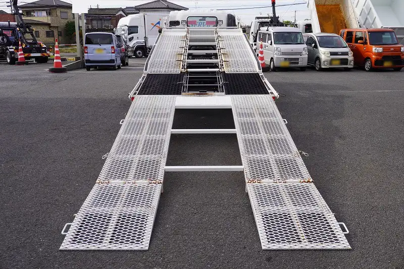 いすゞ エルフ 小型 車両重機運搬 ラジコン ウインチの中古トラック画像4