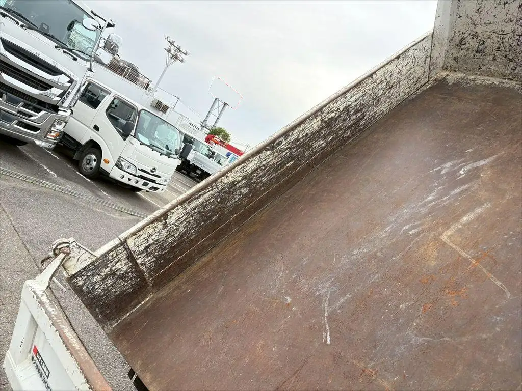 いすゞ エルフ 小型 ダンプ 2RG-NKR88AT R5の中古トラック画像9