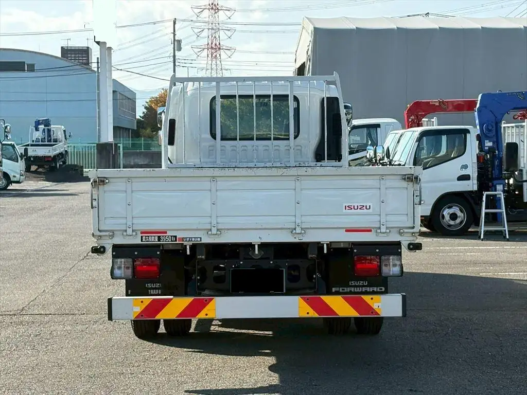 いすゞ フォワード 中型/増トン 平ボディ ベッド 2PG-FRR90S2の中古トラック画像5