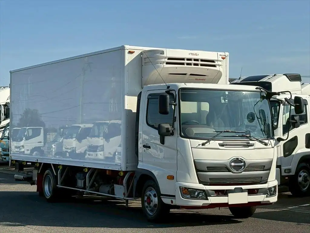 日野 レンジャー 中型/増トン 冷凍冷蔵 低温 パワーゲートの中古トラック画像2