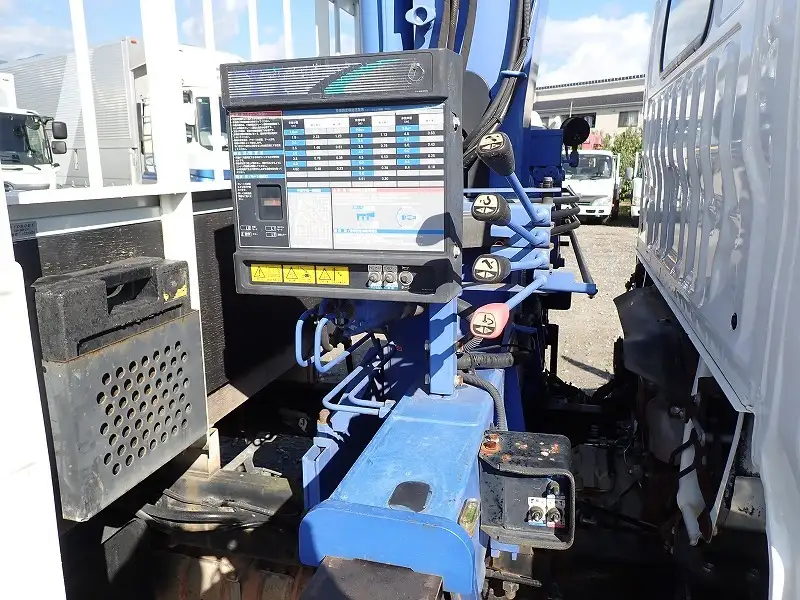 日野 デュトロ 小型 クレーン付 4段 ラジコンの中古トラック画像9