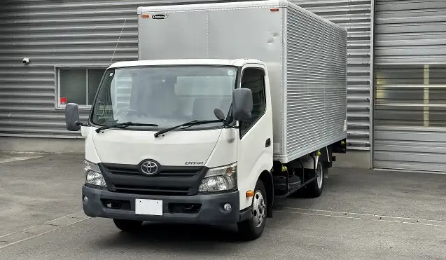 トヨタ ダイナ 小型 アルミバン パワーゲート シャッター式 の中古トラック【車両No.200124】