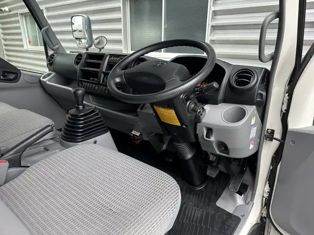 トヨタ ダイナ 小型 アルミバン パワーゲート シャッター式の中古トラック画像11