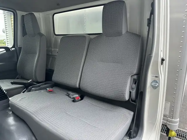 トヨタ ダイナ 小型 アルミバン パワーゲート シャッター式の中古トラック画像10