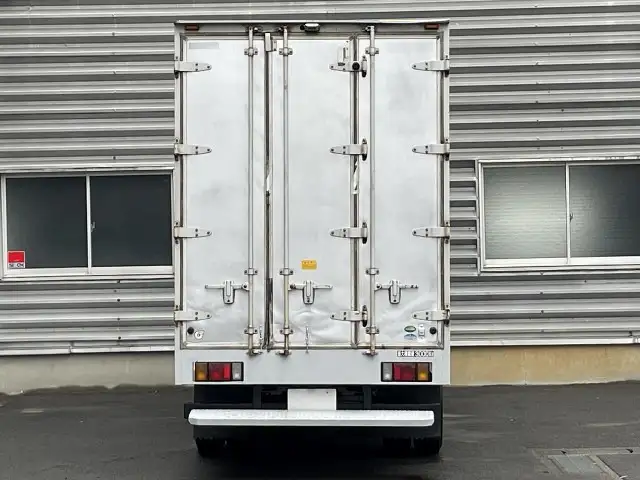 いすゞ エルフ 小型 アルミバン サイドドア 3枚観音の中古トラック画像2