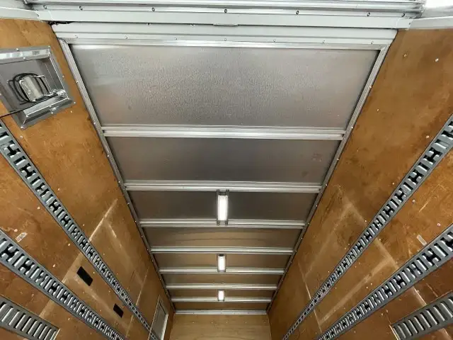 日野 デュトロ 小型 アルミバン パワーゲート サイドドアの中古トラック画像10