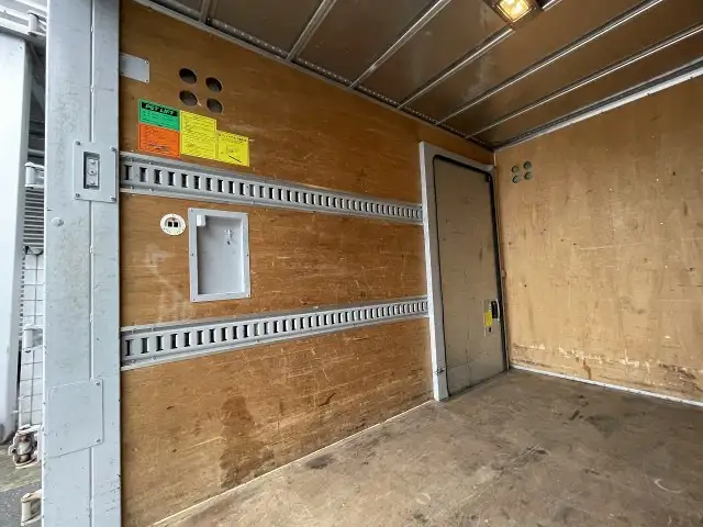 トヨタ トヨエース 小型 アルミバン パワーゲート サイドドアの中古トラック画像8