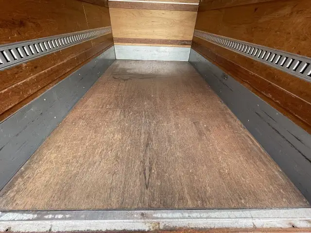 いすゞ エルフ 小型 アルミバン TRG-NLR85AN H27の中古トラック画像6