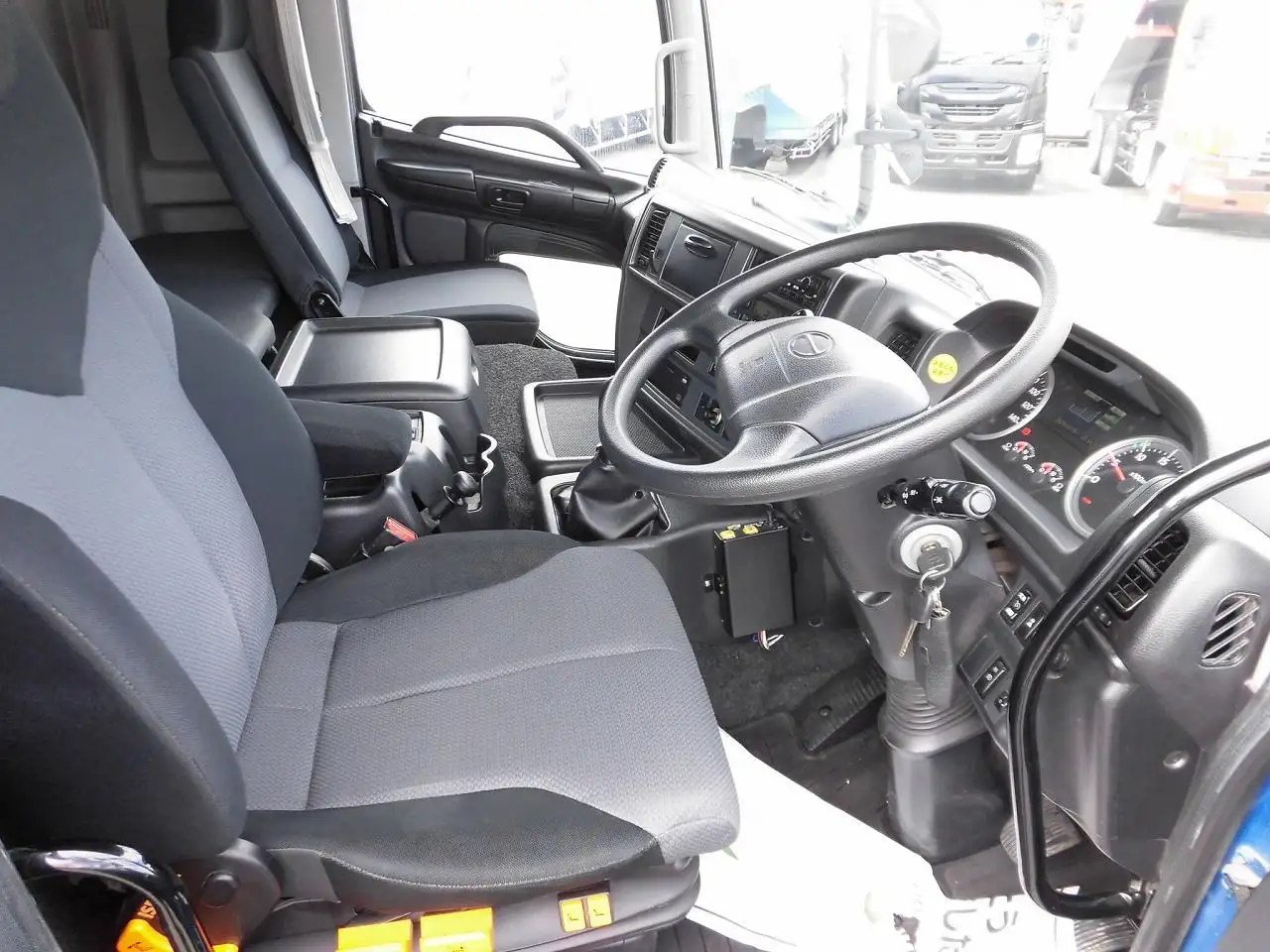 日野 プロフィア 大型 ダンプ コボレーン ベッドの中古トラック画像10