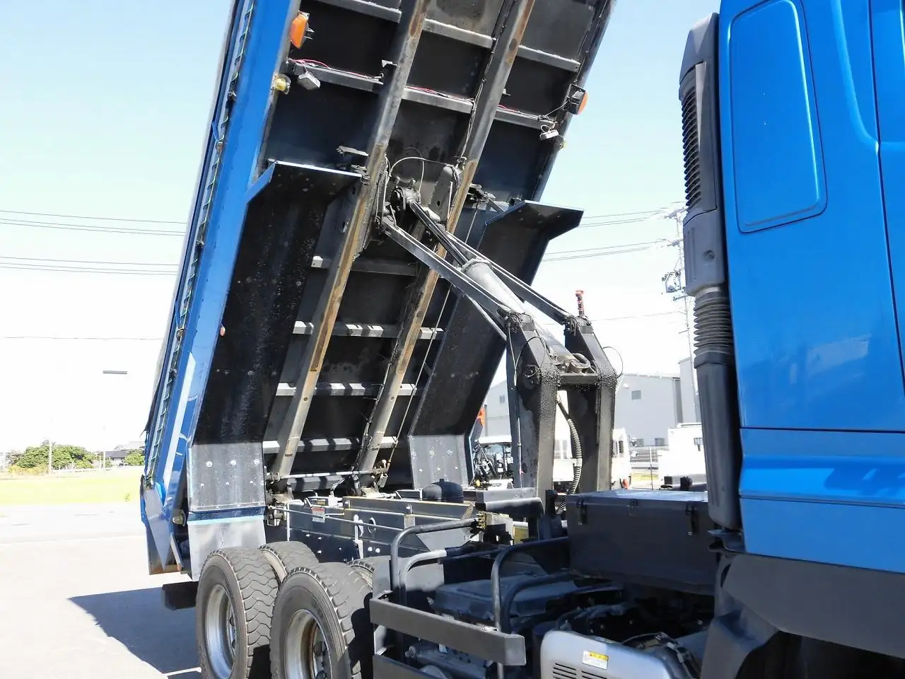日野 プロフィア 大型 ダンプ コボレーン ベッドの中古トラック画像15