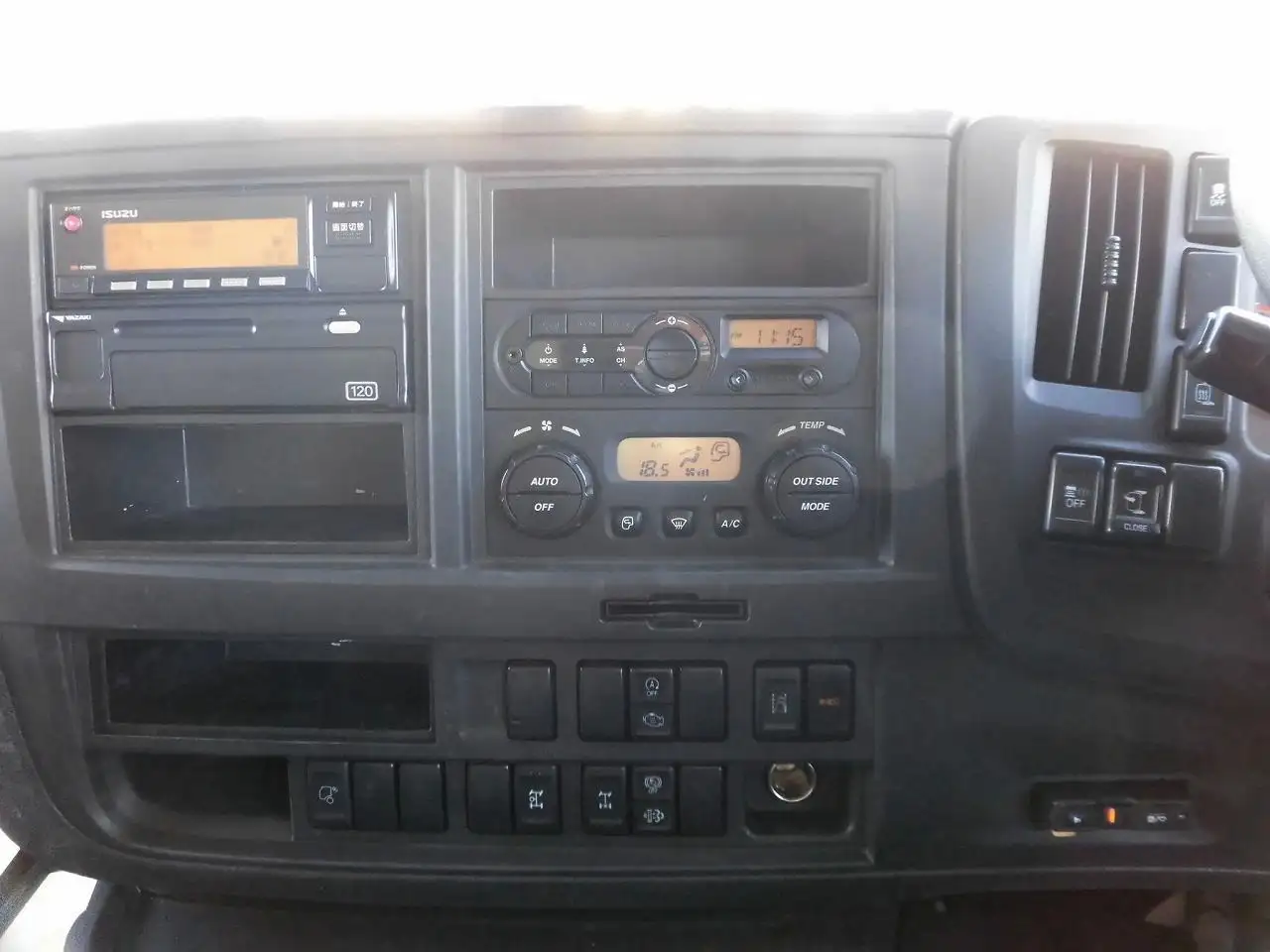 いすゞ ギガ 大型 トラクター ハイルーフ 1デフの中古トラック画像14