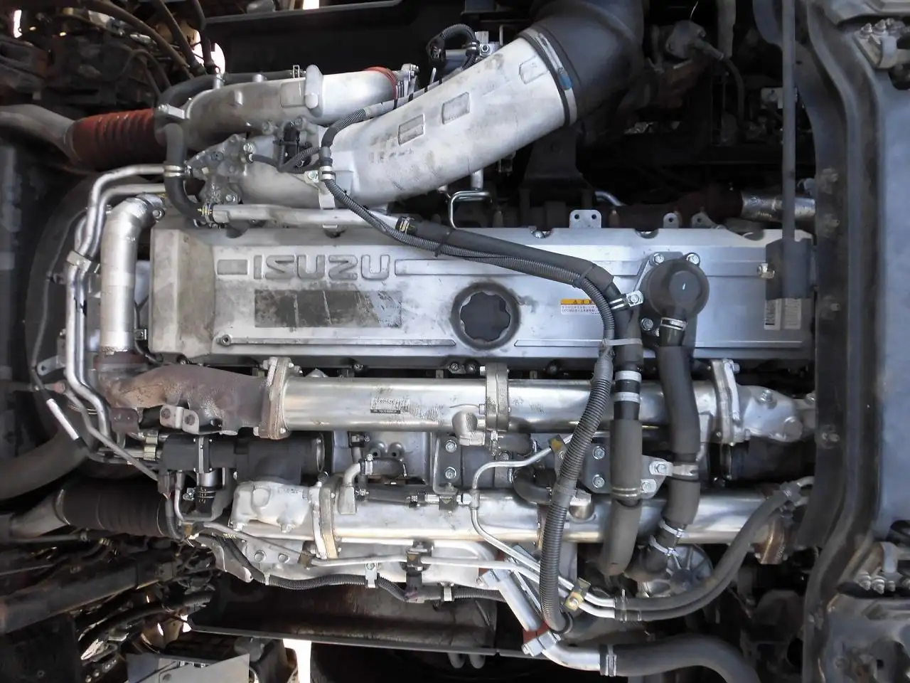 いすゞ ギガ 大型 トラクター ハイルーフ 1デフの中古トラック画像20