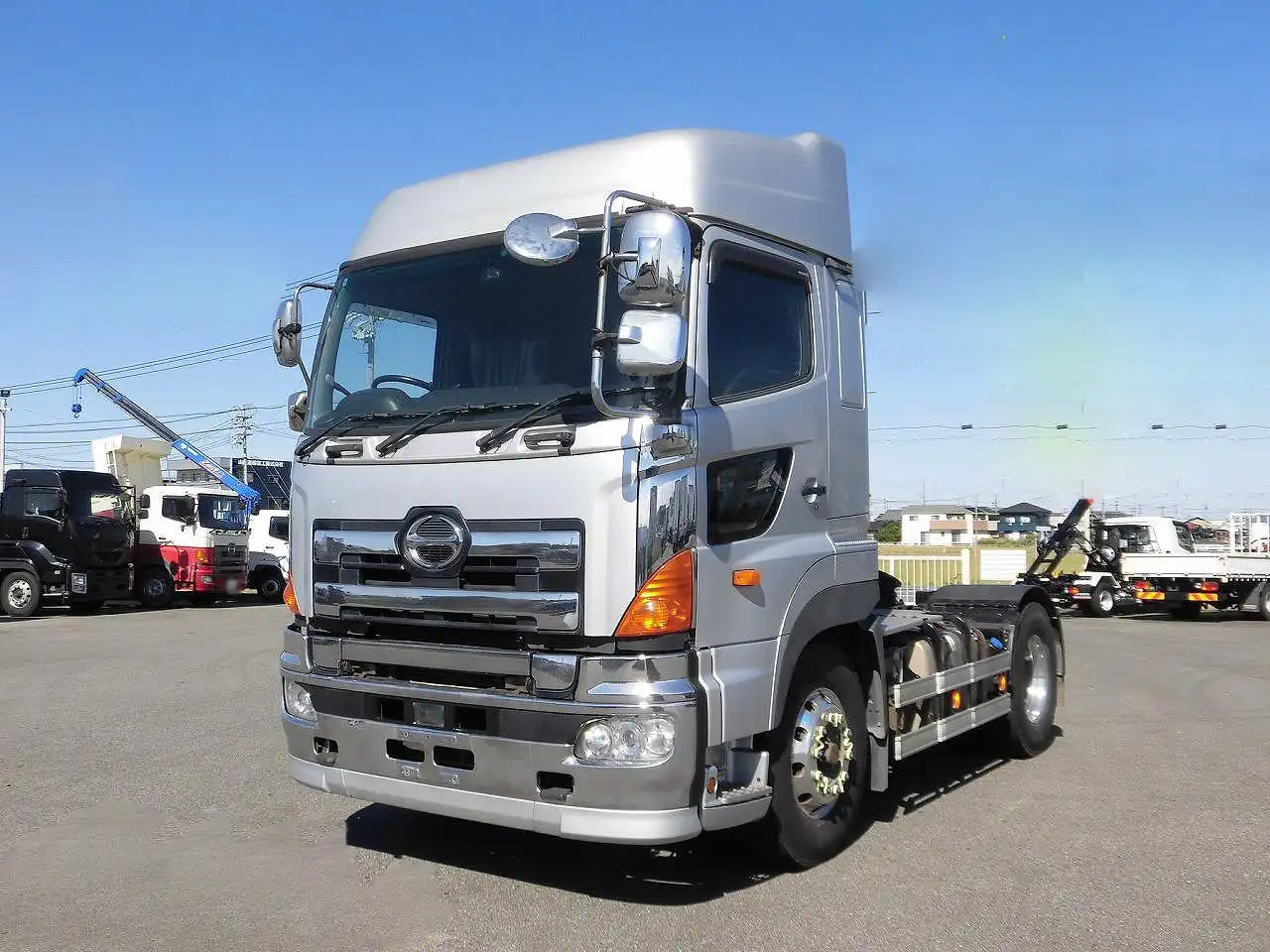 日野 プロフィア 大型 トラクター ハイルーフ 1デフ の中古トラック【車両No.200088】