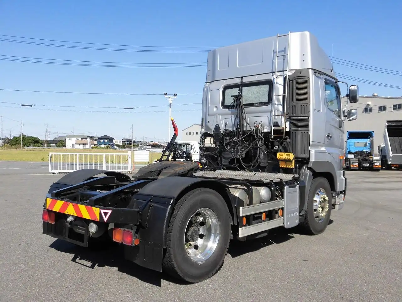 日野 プロフィア 大型 トラクター ハイルーフ 1デフの中古トラック画像3