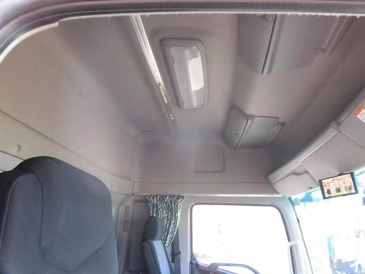 日野 プロフィア 大型 トラクター ハイルーフ 1デフの中古トラック画像12