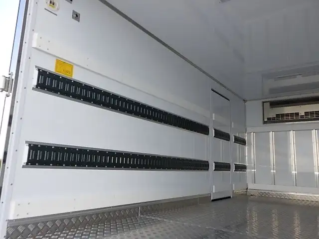 日野 デュトロ 小型 冷凍冷蔵 床アルミ サイドドアの中古トラック画像7