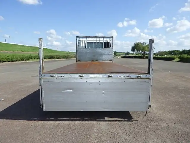 三菱 ファイター 中型/増トン 平ボディ 床鉄板 アルミブロックの中古トラック画像6