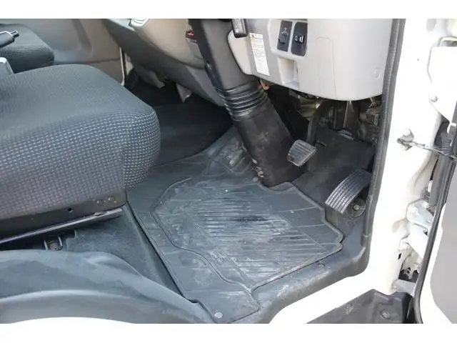 三菱 キャンター 小型 平ボディ Wキャブ パワーゲートの中古トラック画像12