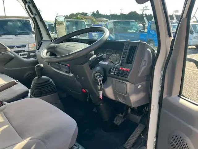 いすゞ エルフ 小型 平ボディ  H25の中古トラック画像10