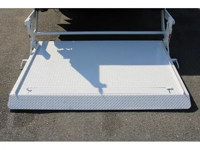 いすゞ エルフ 小型 平ボディ パワーゲート の中古トラック画像8