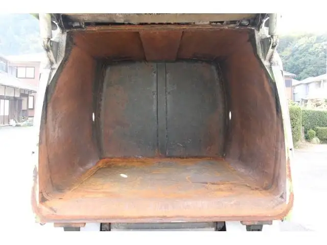 いすゞ エルフ 小型 パッカー車 巻き込み式 回転ダンプ式の中古トラック画像7