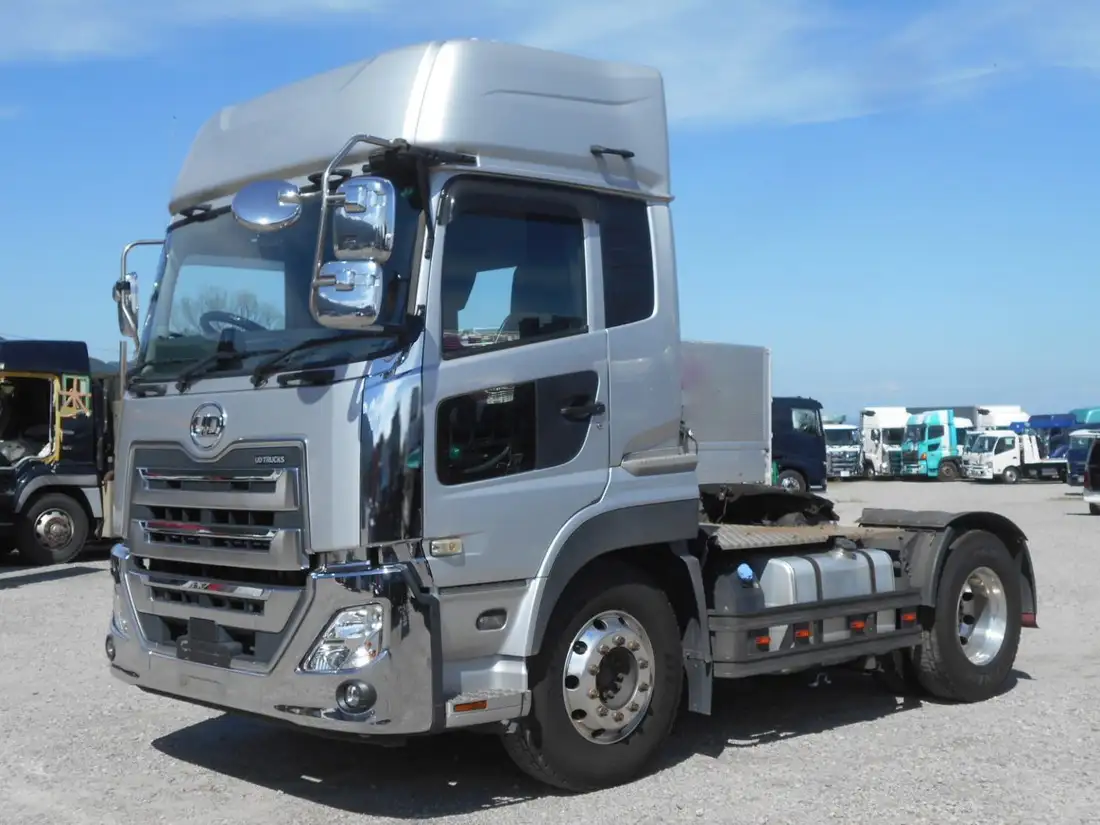 日産UD クオン 大型 トラクター ハイルーフ 1デフ の中古トラック【車両No.200181】