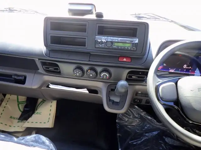 三菱 キャンター 小型 平ボディ 2RG-FEB50 R7の中古トラック画像13