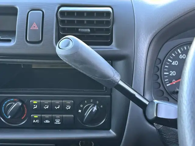 マツダ ボンゴ 小型 平ボディ DBF-SLP2T H30の中古トラック画像13