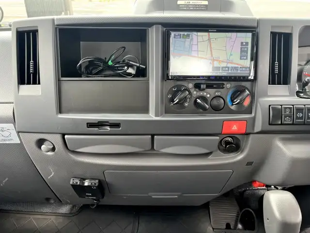 マツダ タイタン 小型 平ボディ パワーゲート 床鉄板の中古トラック画像13