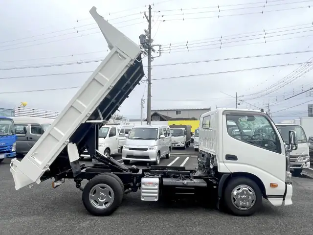 トヨタ ダイナ 小型 ダンプ 2RG-XZU600D R3の中古トラック画像5