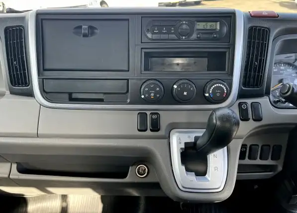 三菱 キャンター 小型 平ボディ TPG-FBA20 H29の中古トラック画像13