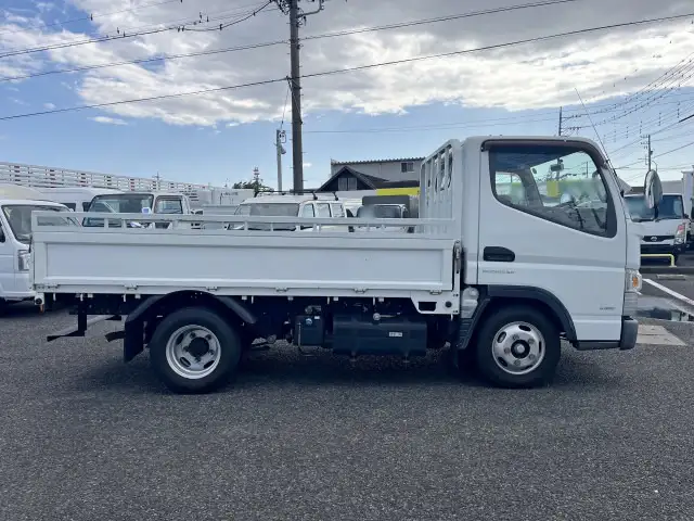 三菱 キャンター 小型 平ボディ TPG-FBA20 H29の中古トラック画像3