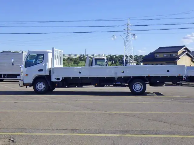 三菱 キャンター 小型 平ボディ TPG-FED90 H28の中古トラック画像5