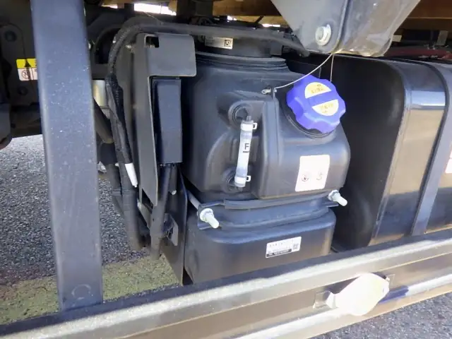 いすゞ エルフ 小型 平ボディ 2RG-NPR88AR R4の中古トラック画像16