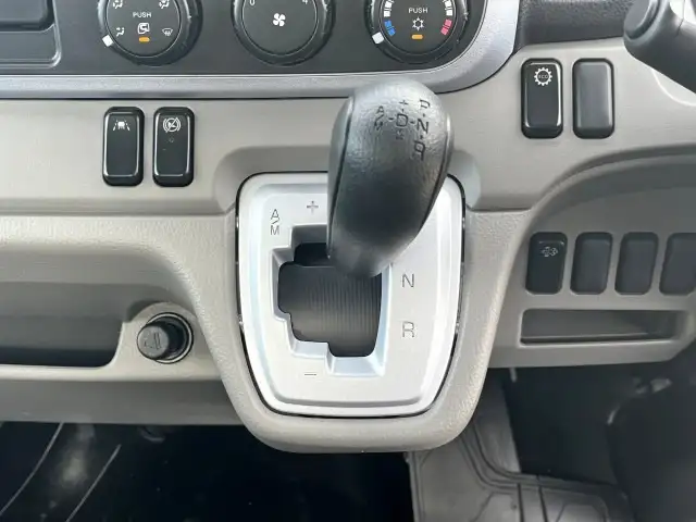 三菱 キャンター 小型 冷凍冷蔵 中温 サイドドアの中古トラック画像15