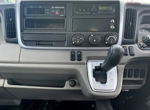 三菱 キャンター 小型 冷凍冷蔵 中温 サイドドアの中古トラック画像14