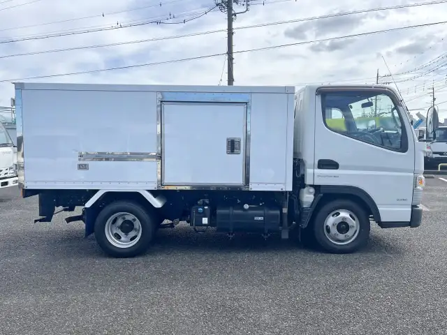 三菱 キャンター 小型 冷凍冷蔵 中温 サイドドアの中古トラック画像3