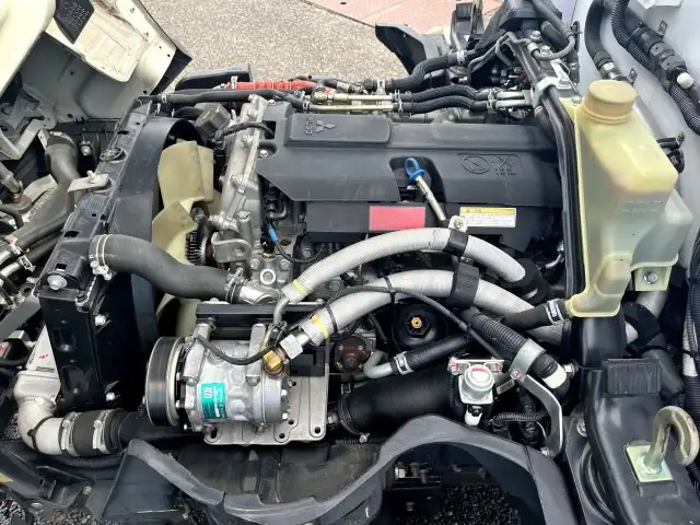 三菱 キャンター 小型 冷凍冷蔵 中温 サイドドアの中古トラック画像19