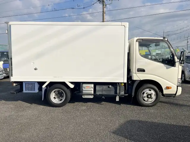 日野 デュトロ 小型 冷凍冷蔵 低温 スタンバイの中古トラック画像2
