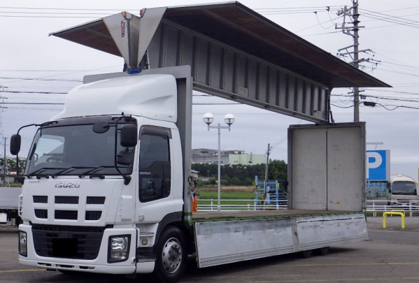 いすゞ ギガ 大型 ウイング