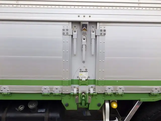 いすゞ ギガ 大型 ウイング エアサス ベッドの中古トラック画像10