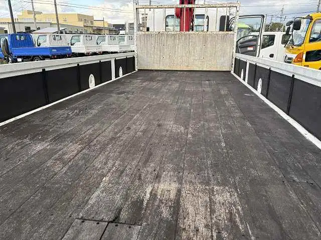 いすゞ フォワード 中型/増トン クレーン付 4段 ラジコンの中古トラック画像3