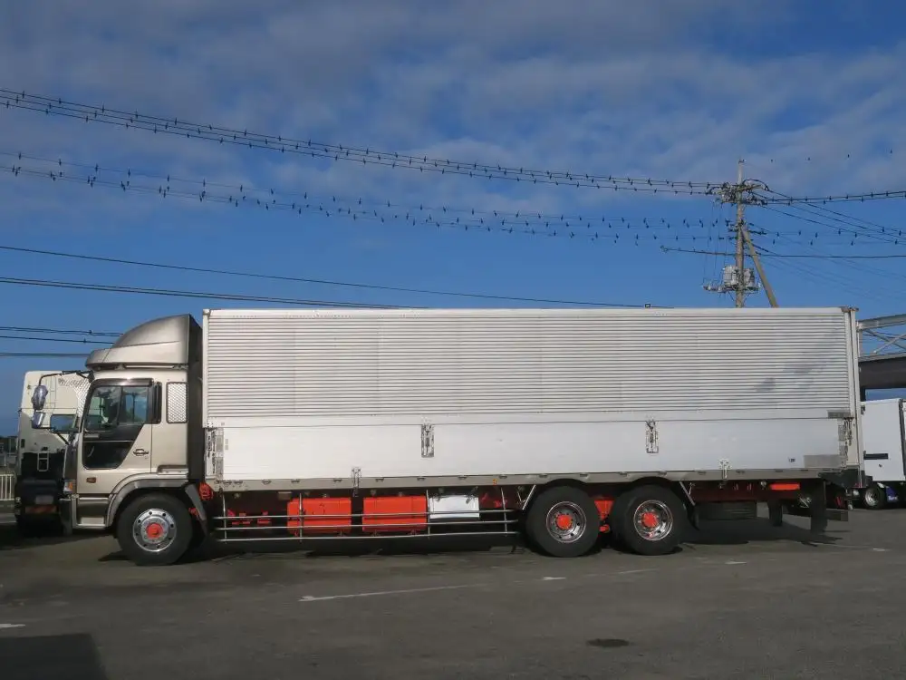 日野 プロフィア 大型 ウイング ベッド KC-FS4FZFAの中古トラック画像7