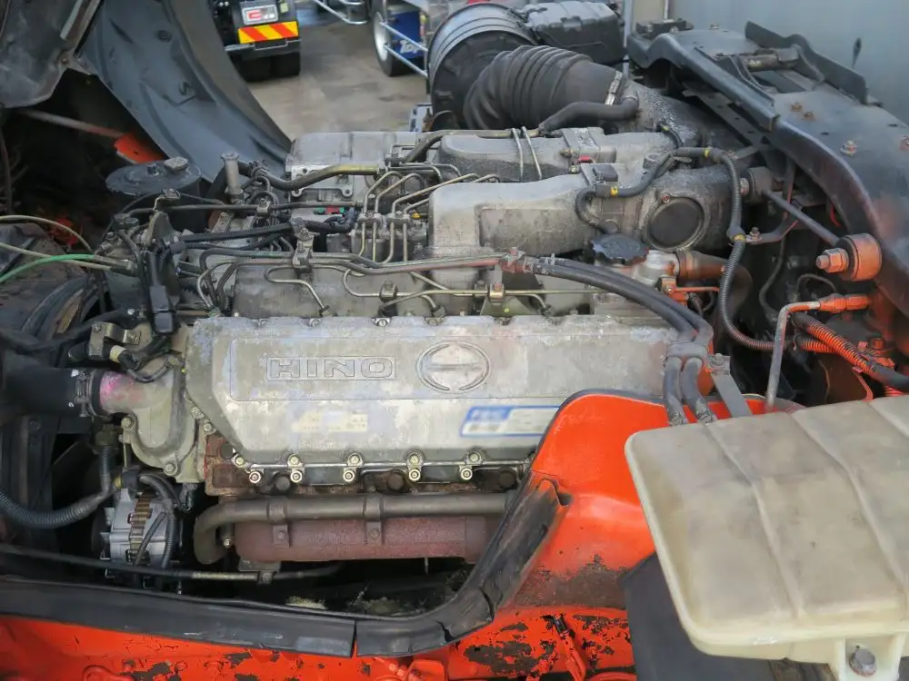 日野 プロフィア 大型 ウイング ベッド KC-FS4FZFAの中古トラック画像20