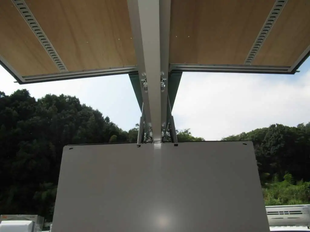 三菱 スーパーグレート 大型 ウイング ハイルーフ エアサスの中古トラック画像8