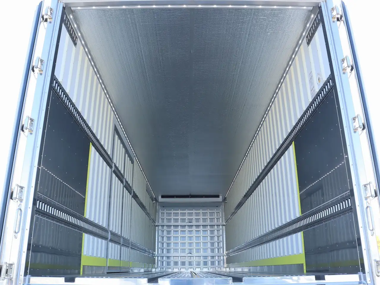 三菱 スーパーグレート 大型 冷凍冷蔵 ハイルーフ 低温の中古トラック画像4