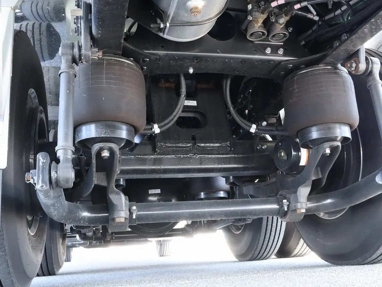 三菱 スーパーグレート 大型 冷凍冷蔵 ハイルーフ 低温の中古トラック画像像17