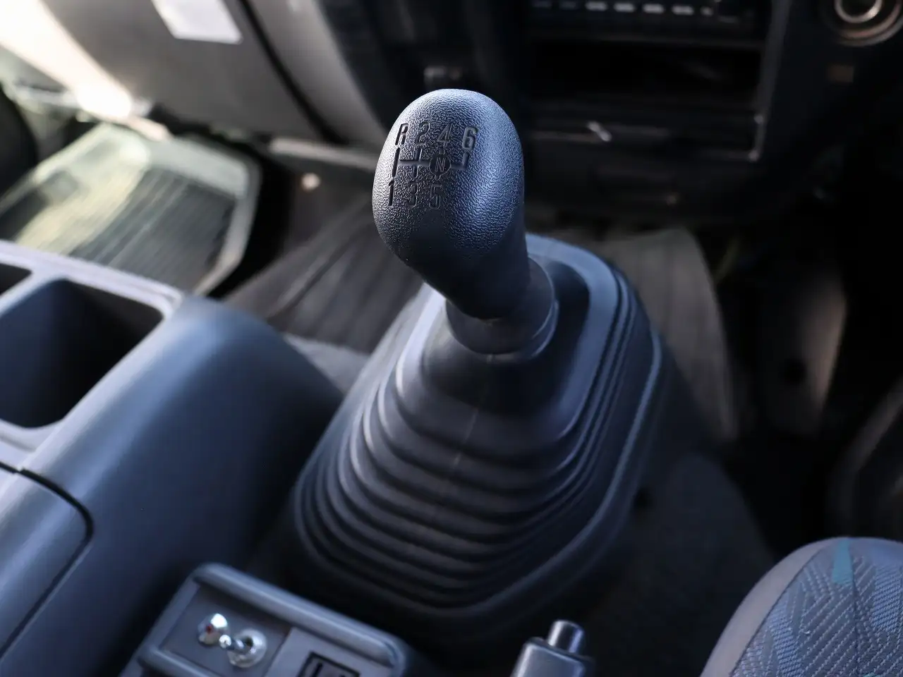 いすゞ フォワード 中型/増トン クレーン付 ベッド PB-FSS35K3Jの中古トラック画像像17