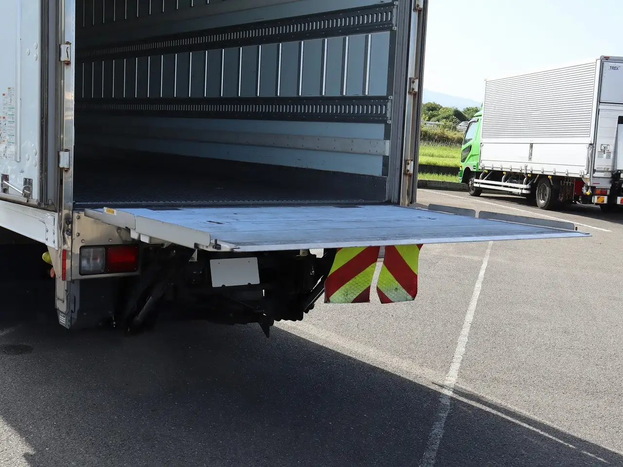 日野 レンジャー 中型/増トン 冷凍冷蔵 低温 パワーゲートの中古トラック画像8