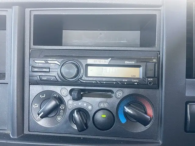 マツダ タイタン 小型 平ボディ 2RG-LPR88AR R4の中古トラック画像14